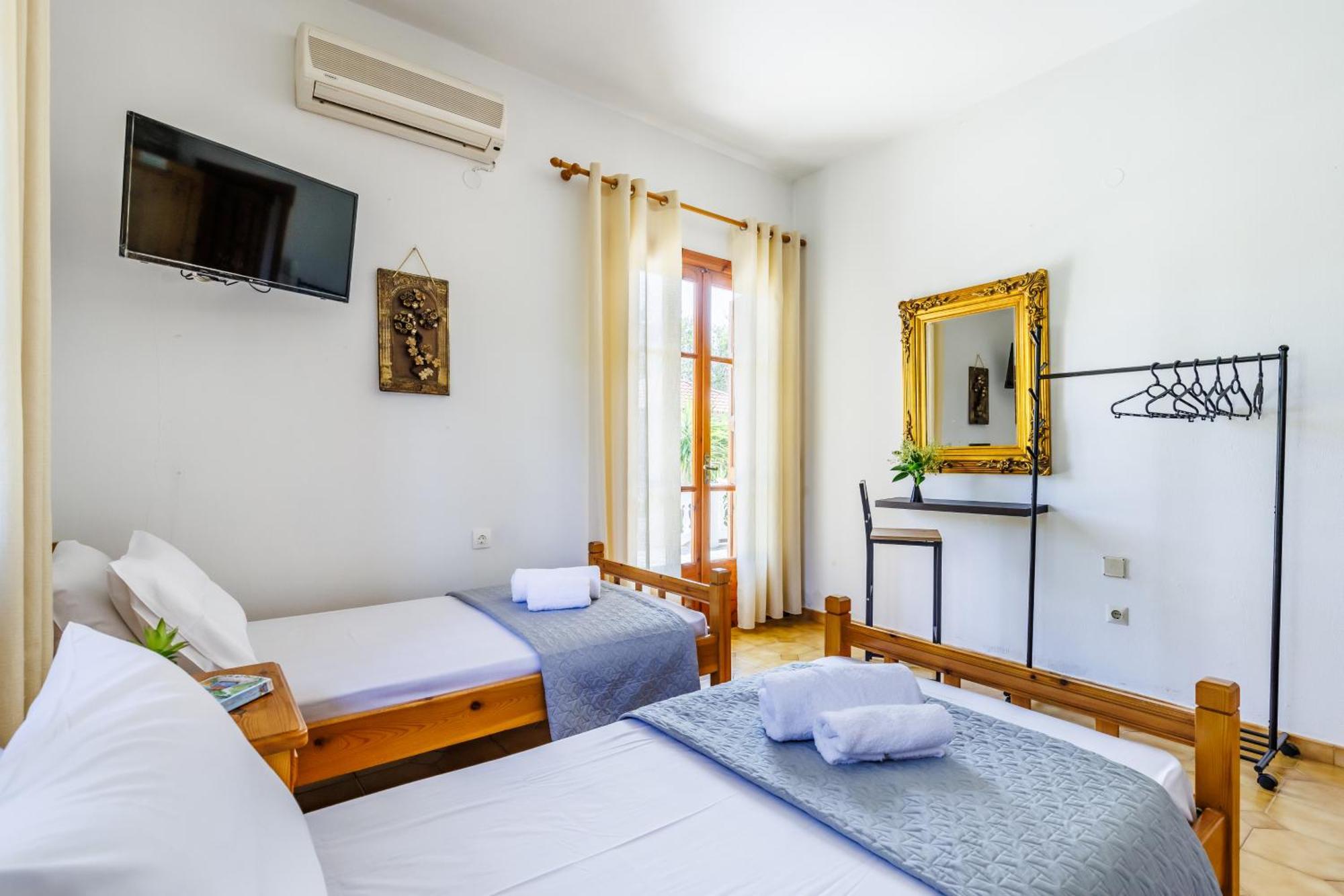 Panagou Studios Skopelos Chambre photo